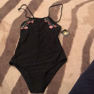 Body Glove XL One-Piece Swimsuit NWT